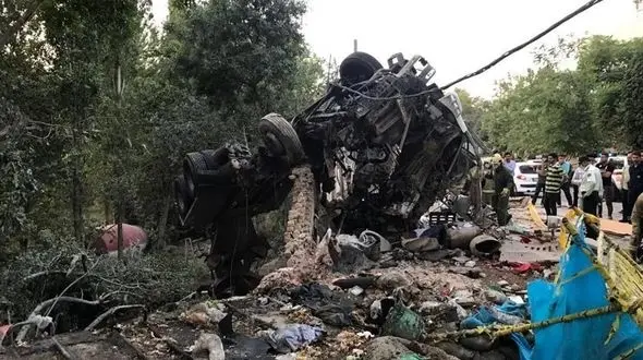 2 کشته در زنجان حاصل انحراف به چپ کامیونت