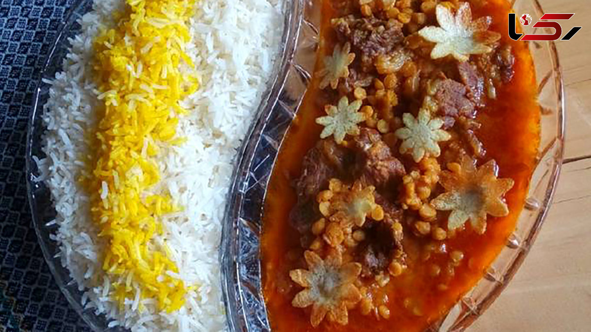 طرز تهیه یک غذای زاهدانی به اسم قیمه سیستانی یا دوغ‌ با