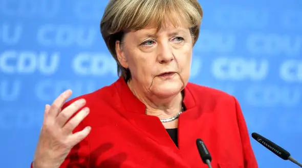 حمایت مرکل از حملات هوایی آمریکا علیه سوریه