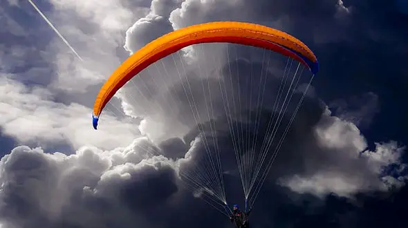 اتفاق وحشتناک  برای دختر چترباز + فیلم 