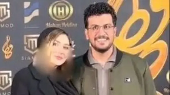 فیلم / اولین رونمایی امیرحسین قیاسی از همسرش در جشن حافظ 
