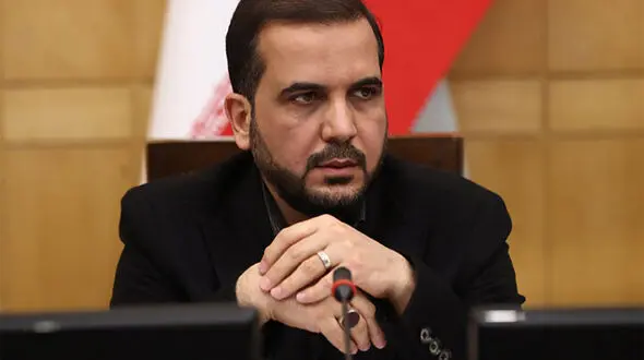 ادعای یک نماینده : پرداخت حقوق ۳۵۰ و ۴۰۰ میلیون تومانی در وزارت اقتصاد/ وزیر اقتصاد در آستانه استیضاح