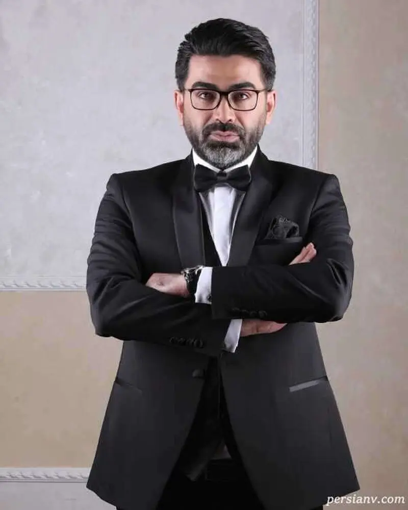 کودکی فرزاد حسنی