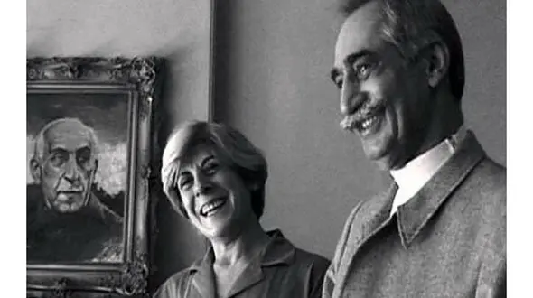 مراسم سالگرد قتل داریوش فروهر و همسرش پس از چند سال ممنوعیت برگزار شد