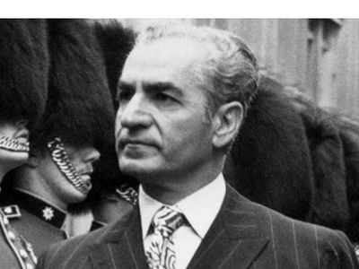 عکس / سفر به ایام قدیم / سفر محمدرضا پهلوی به تایلند /  سال ۱۳۴۶