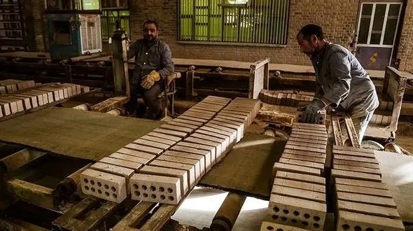 سیل قیمت آجر را در سبزوار نجومی کرد