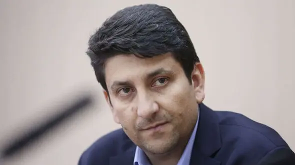 وزیر ارتباطات و فناوری اطلاعات: مبارزه با ناامنی دیجیتال و فیلترشکن بازی نیازمند اتخاذ تصمیم درست و ⁧‫اعتماد به مردم‬⁩ است