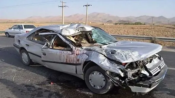 خونین شدن جاده مرگ / 4 نفر در تصادف رانندگی جان باختند