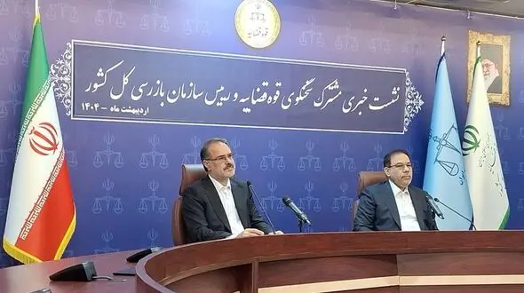 خداییان: در ارتباط با رسوب کالاها و کانتینرها در بنادر قبلا هشدارهایی داده بودیم / اقدامات سازمان بازرسی در حوزه نظارت بر اجرای قانون جوانی جمعیت