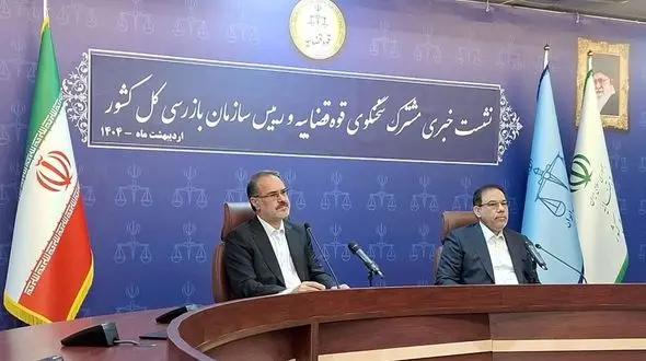 خداییان: در ارتباط با رسوب کالاها و کانتینرها در بنادر قبلا هشدارهایی داده بودیم / اقدامات سازمان بازرسی در حوزه نظارت بر اجرای قانون جوانی جمعیت