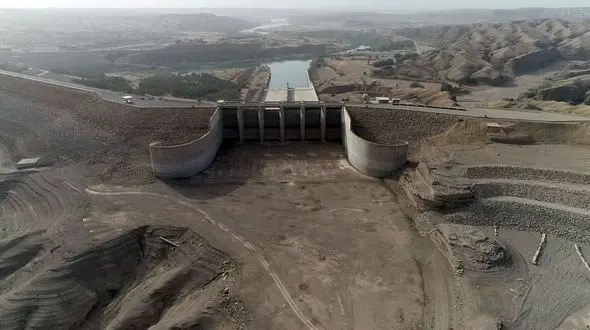 سد کرخه خالی است/ بحران آب در انتظار مردم،نخل ها و گاومیش ها/ خاموشی تابستان از شمال  تا جنوب کشور