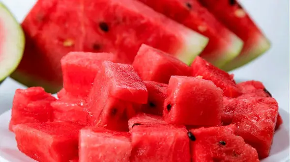 هشدارهای خوردن هندوانه در افراد دیابتی