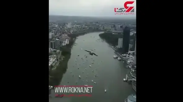 پرواز خطرناک هواپیما غول پیگر از میان آسمان خراش ها + فیلم 