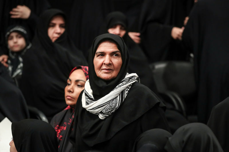 رهبر انقلاب حضرت آیت الله خامنه ای در مراسم بزرگداشت شهدای جنگ تحمیلی اخیر 7-5-1404