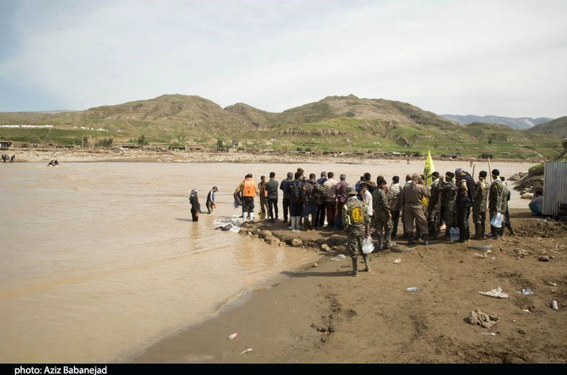 تخریب کامل روستای «چم‌مهر»