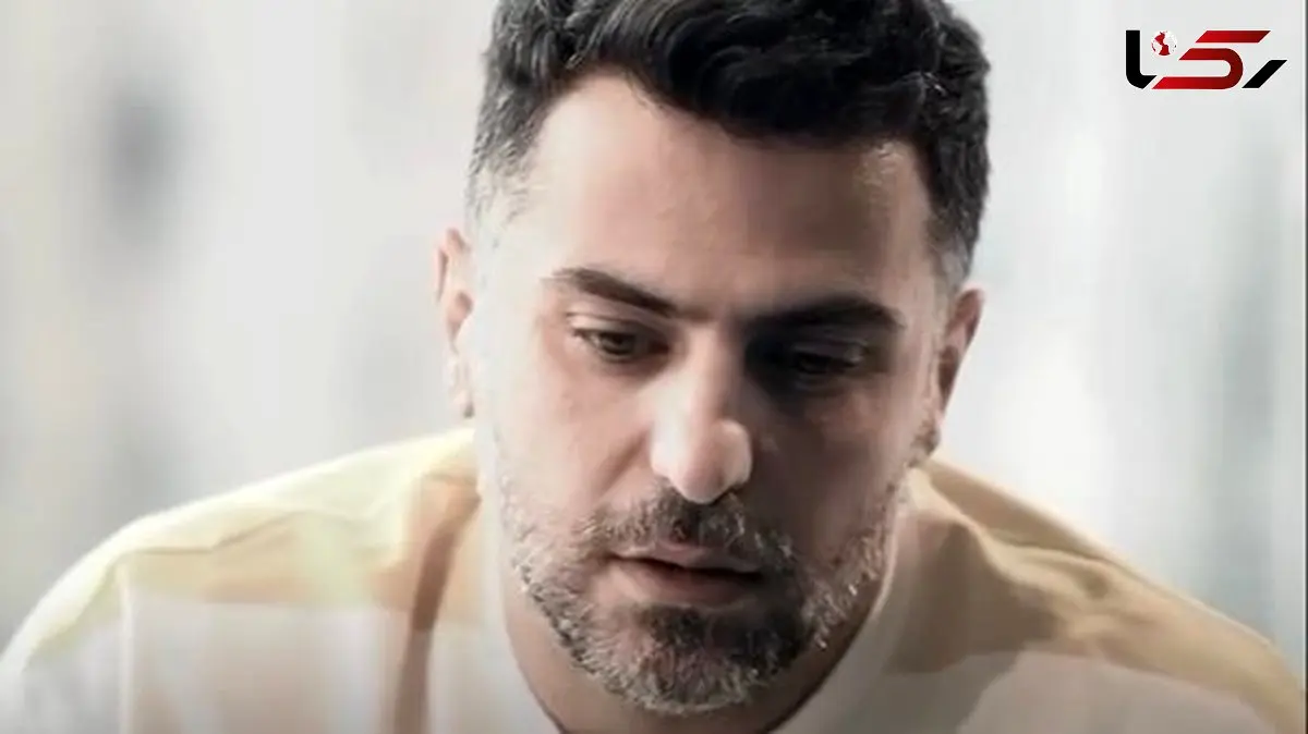 شعر خوانی احساسی و تلخ علی ضیا برای مخاطب خاص/ شکست عشقی اینجوری اشکتو درمیاره، خدا نصیب گرگ بیایون نکنه/ بعد 100 سال اگر از سر قبرم گذری...