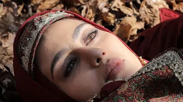 عکس سفر زمان / چهرۀ زیبای «گلنار» (سریال گیل‌دخت) در 31 سالگی / میترا رفیع خارج از سریال !
