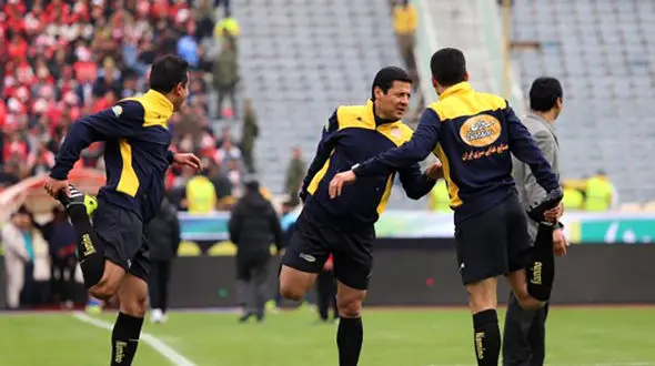 فغانی: برخی از کارشناس ها، اوج افتخارشان قضاوت در لیگ دسته یک است/ مصدومیت رحمتی جدی نبود 