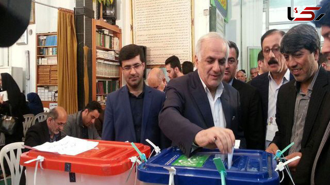 استاندار مازندران رای خود را به صندوق انداخت
