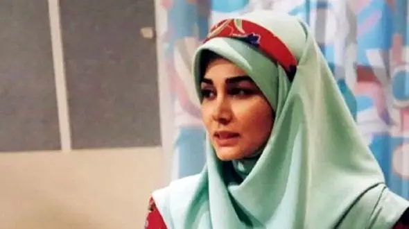عکس/ سفر زمان؛ چهره جدید «لادن رضاجویی» مجری برنامه کودک بعد 27 سال در 55 سالگی / چهره خانم مجری هنوزم جوان و شادابه!