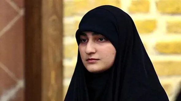 حضور زینب سلیمانی در اختتامیه جشنواره فیلم فجر+ عکس