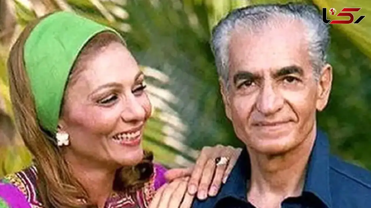عکس  / سفر در زمان /  فرح پهلوی با گوشواره پلاستیکی ارزان قیمت در میان زنان لر / سال 1337