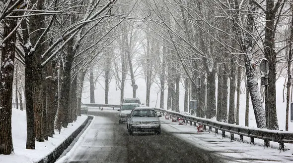 ببینید / بارش زیبای برف در استان تهران + فیلم 