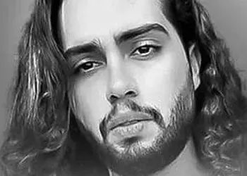 فیلم/ دانلود آهنگ جدید «رز سفید من» با صدای باشکوه حامیم / اگه میتونستم تورو میچیدم…