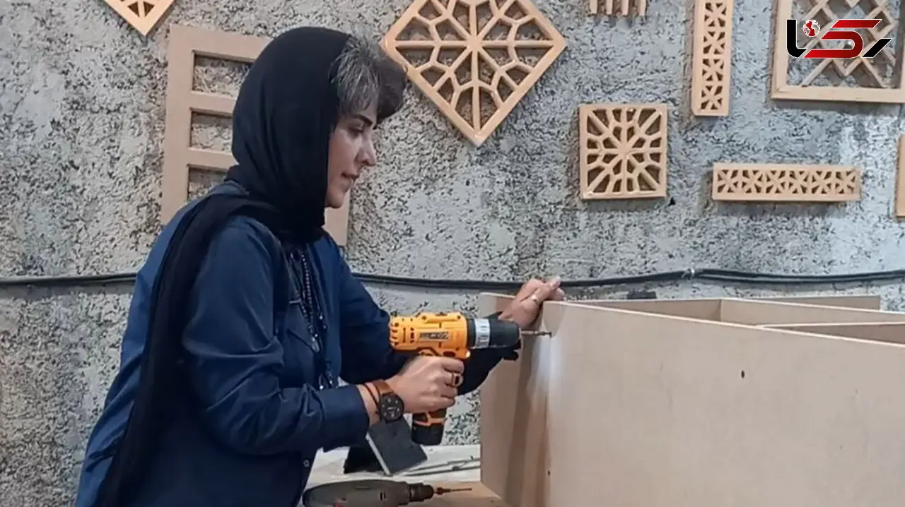 لیلا دختر رشتی از 20 سالگی عاشق بوی چوب شد + فیلم  گفتگو 