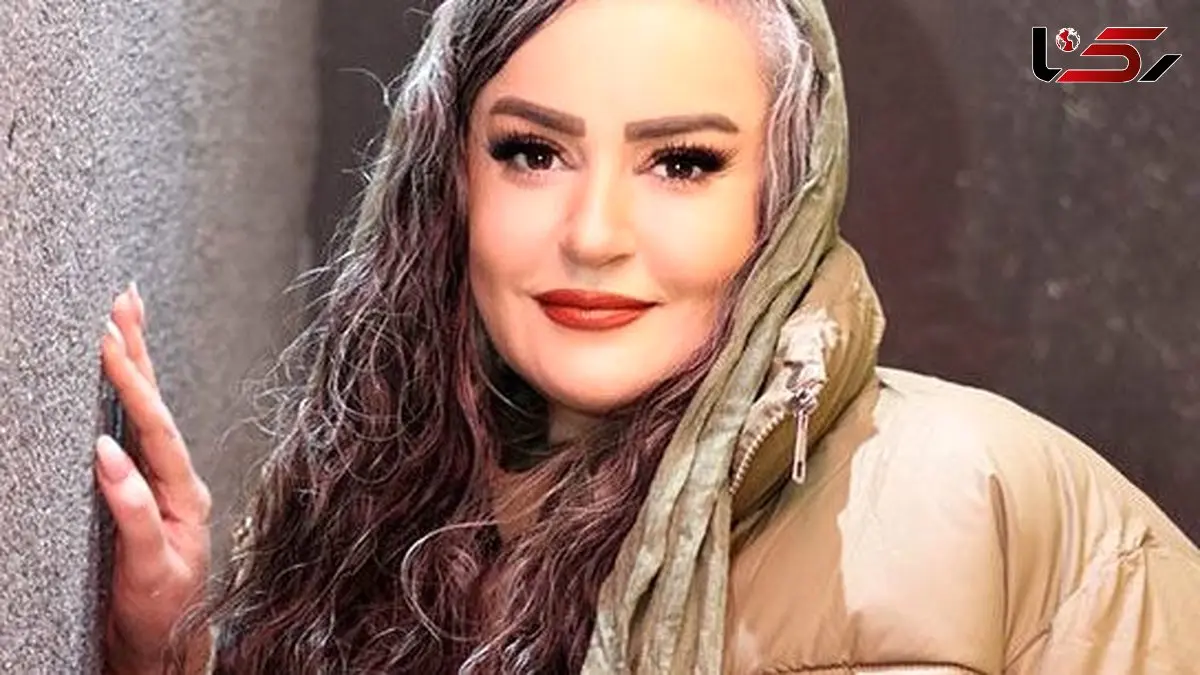 نگاهی به استایل پاییزی نعیمه نظام‌دوست در جشنواره نمایش کمدی /از کاپشن رنگ ترندی فصل تا موهای سفید!