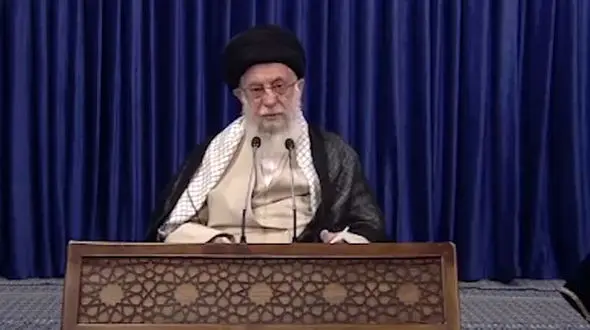 ارتباط تصویری مقام معظم رهبری با مسئولان آموزش و پرورش + فیلم