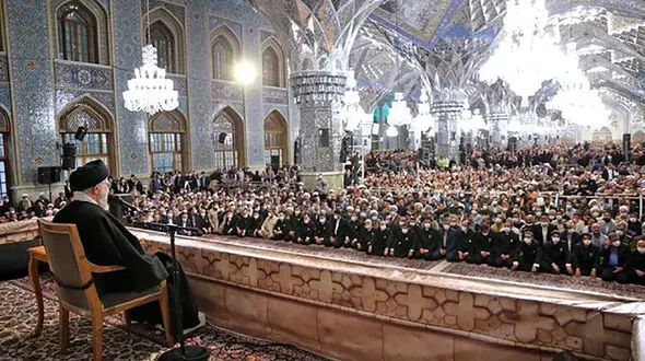 برای تحول تلاش کنیم/ مسائل اساسی با افکار عمومی مطرح شود