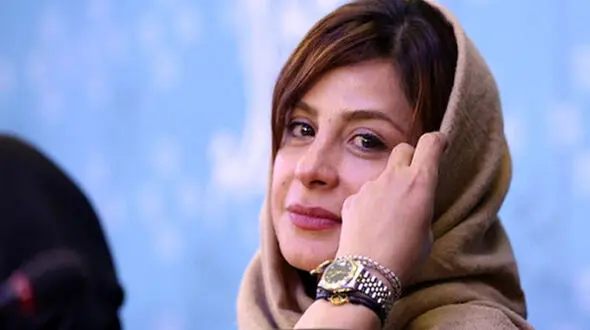 فیلم / سیما تیرانداز در نقش جورجینا: رونالدو اومد دستش رو کرد تو جیبش یک انگشتر الماس اندازه تخم مرغ کشید بیرون و ...