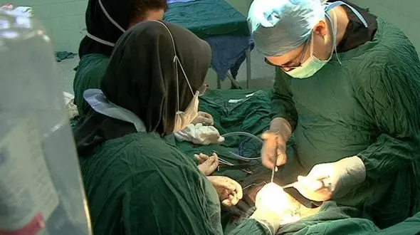 جنجال قهر پزشک جراح قبل از جراحی در بیمارستان فرقانی قم