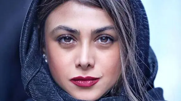 آزاده صمدی با یک استایل خاص آفتابی شد