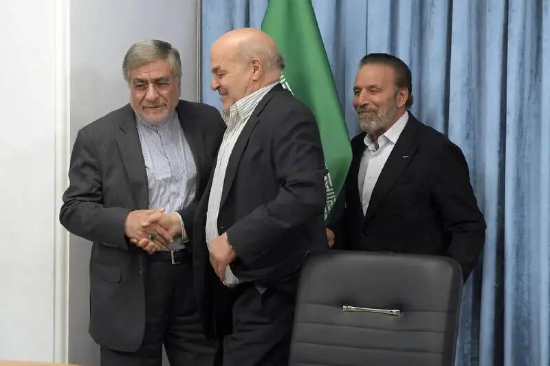 دیدار صمیمانه حسن روحانی با وزرا و معاونان پیشین دولت‌های یازدهم و دوازدهم