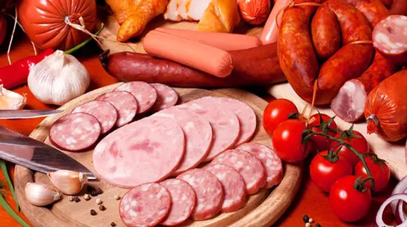 با این غذاها پیر می شوید! + اینفوگرافی