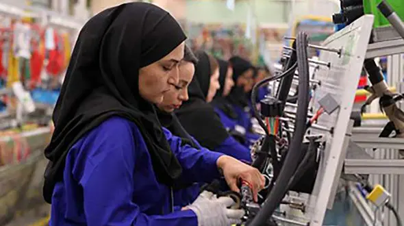 قوانین نگاه تازه به جامعه زنان داشته باشد /تفکری که زن را جنس دوم بداند ضد توسعه است