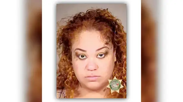 مادر بی رحم فیلم شکنجه های فرزندش را برای شوهرش فرستاد / مادر شکنجه گر دستگیر شد + عکس