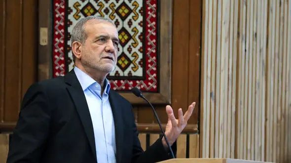 پزشکیان: شعار نمیدهم، آمده ام مشکلات را حل کنم