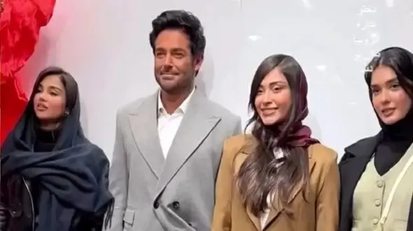 فیلم آواز احساسی گلزار /  یعنی از بین اونهمه آدمی که دور گلزار حلقه زدن که بخونه یکی نبود بگه نخون 