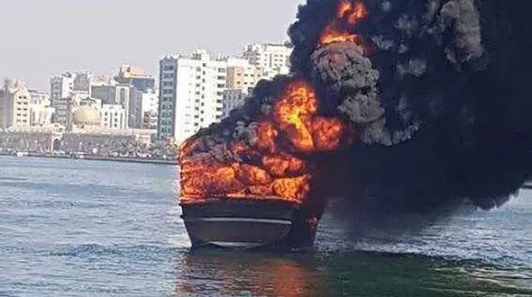 مرگ   برادر ماهیگیر در آتش سوزی لنج صیادی در خرمشهر 