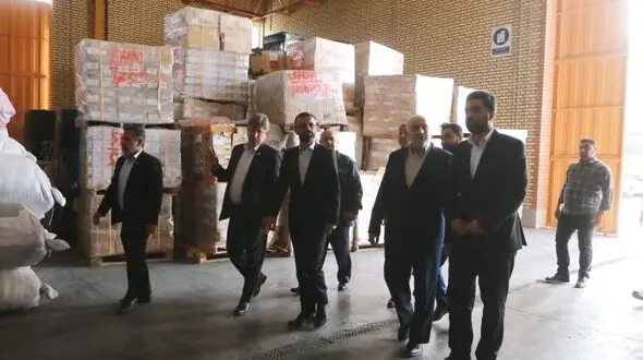 بازدید مدیرعامل سازمان منطقه آزاد اروند از ظرفیت های اداره بندر آبادان