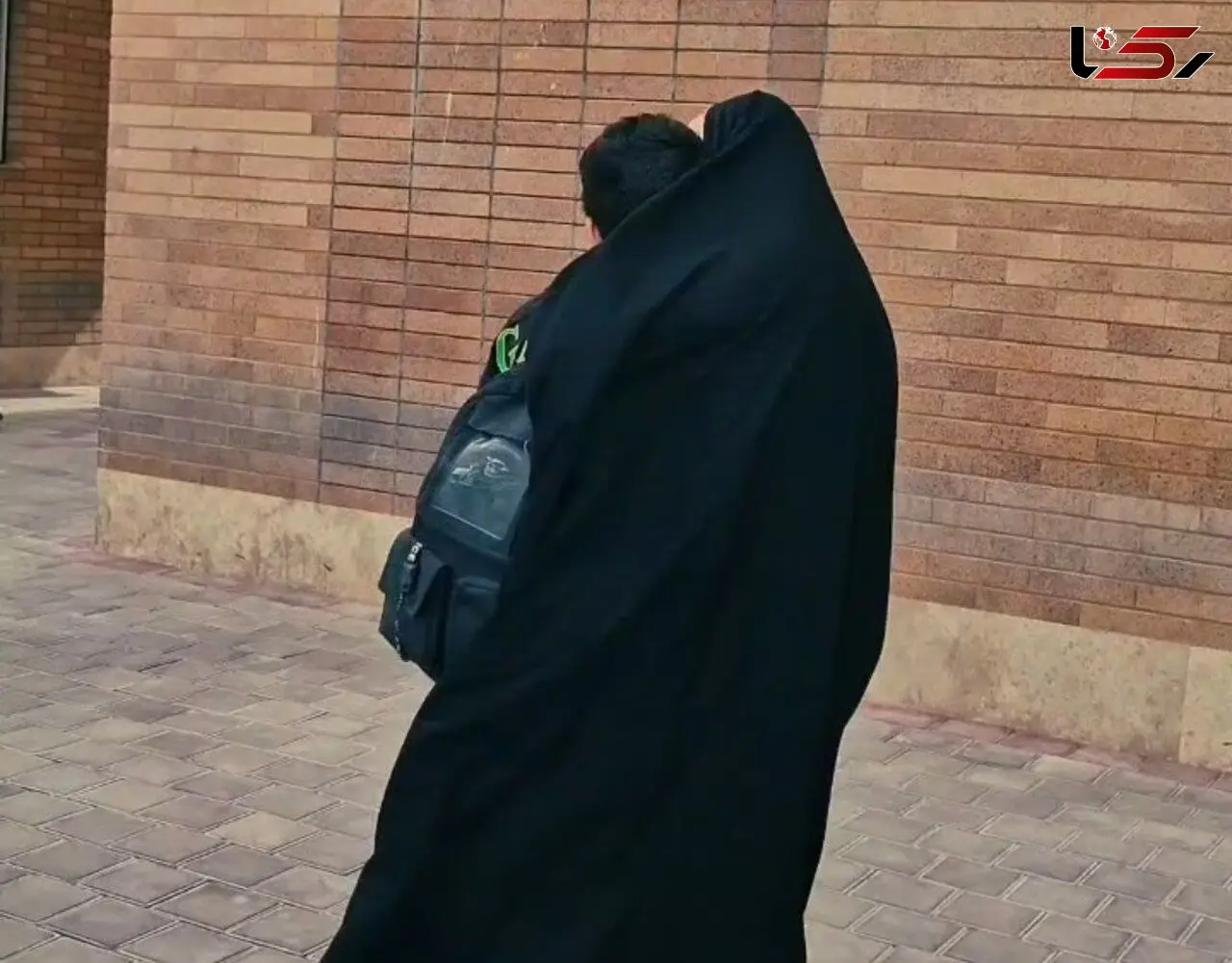 نوجوان گمشده با تلاش ماموران انتظامی کاشان به آغوش خانواده بازگشت+فیلم