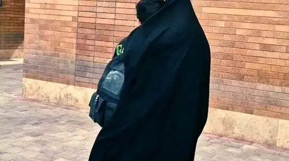 نوجوان گمشده با تلاش ماموران انتظامی کاشان به آغوش خانواده بازگشت+فیلم