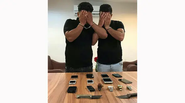 این 2 جوان پلید با چاقو ضربه ای به سر زن تهرانی زدند! + عکس و جزییات