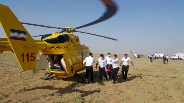 سقوط هواپیما در اطراف فرودگاه آزادی نظرآباد + عکس