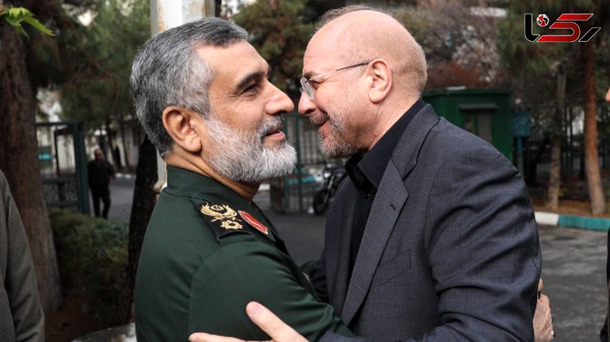 عکس سفر در زمان / «سرلشکر باقری و سردار حاجی زاده» در یک شهر موشکی / فروردین 1404