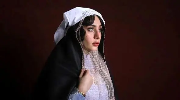 ترلان پروانه «خواهر» پیدا کرد! / ابراز محبت ویژه ترلان به گلاره عباسی در پشت صحنه سریال بامداد خمار: آباجی بزرگه منی تو!