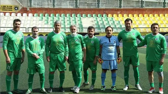 عکس دیده نشده از مسعود ده نمکی با لباسی متفاوت